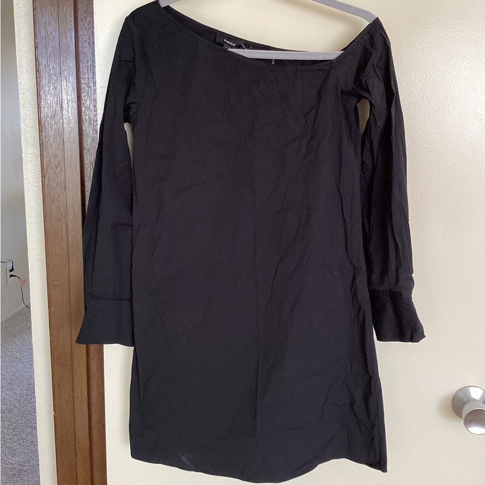 Theory dress size 2